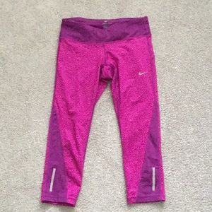 Cropped Nike leggings
